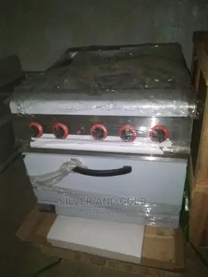 Quality Industrial Four Burner Gas With Oven