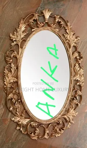 Big Palace Decorative Oval Wall Mirror (Gold)