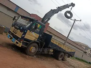 Self Loader Hiab Truck for Hire