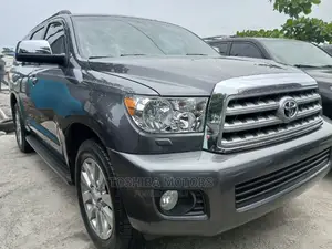 Toyota Sequoia 2015 Gray