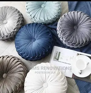 Spoke Throw Pillows