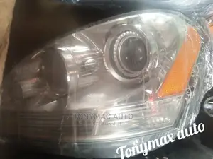 Mercedes-benz Ml350 2008,2007 Headlights
