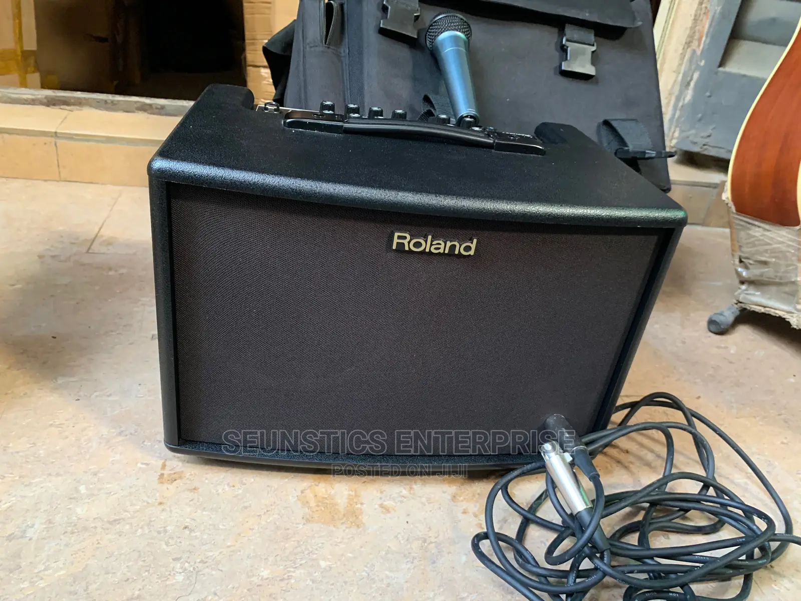 Roland Acoustic Ac-60 Combo/Amplifier