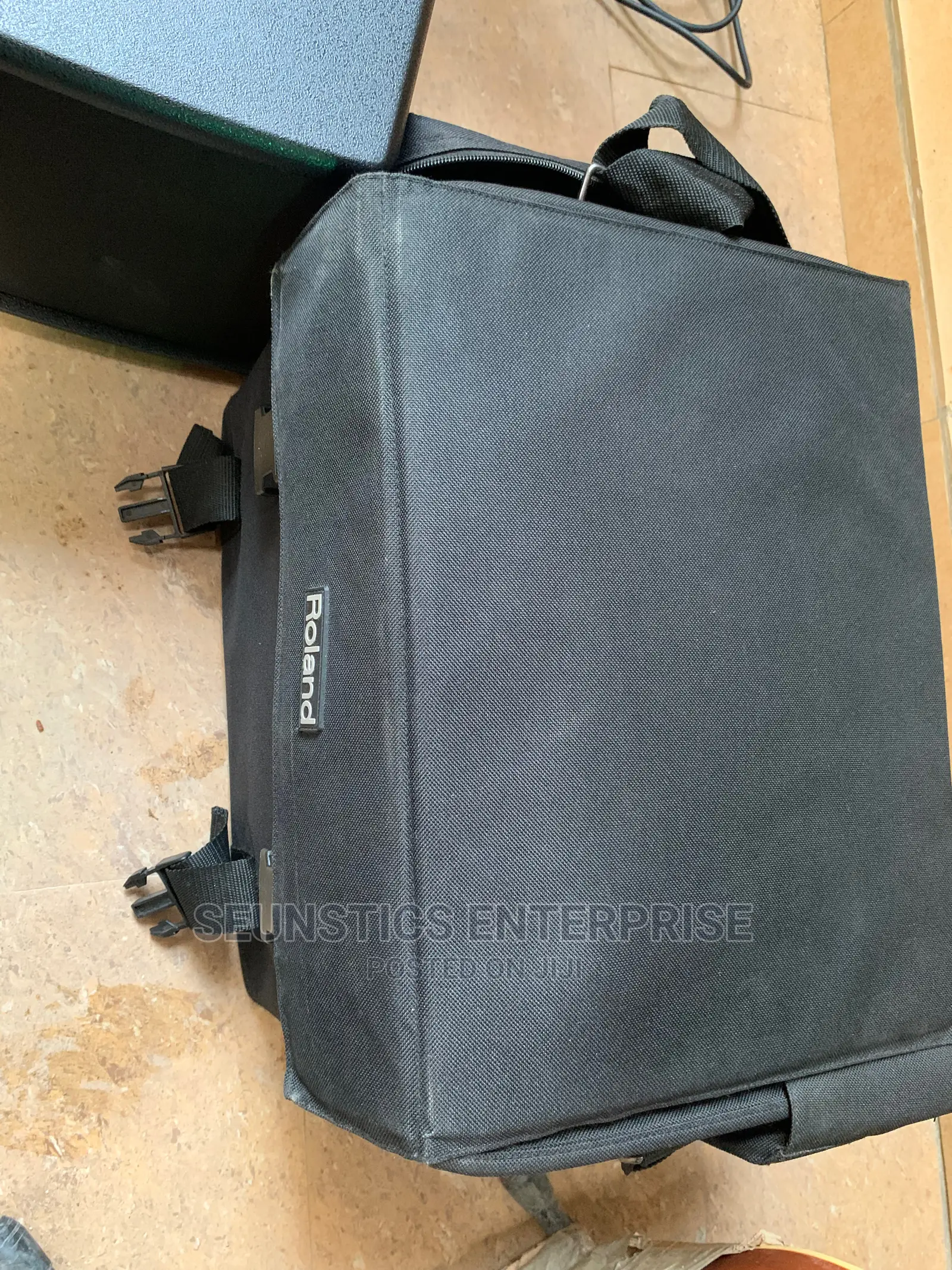 Roland Acoustic Ac-60 Combo/Amplifier