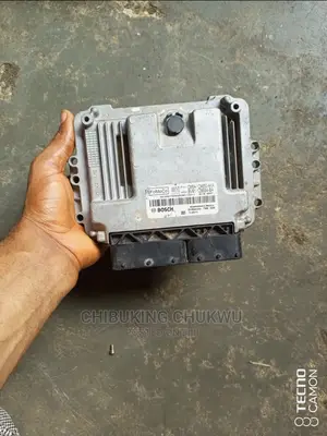 Ford Focus 2012-2014 Ecu {Brainbox}.