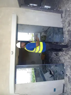 Quality Entrance Automatic Sensor Door in Lagos Island