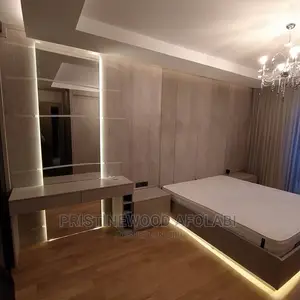 Pristiy Wood Bedframe