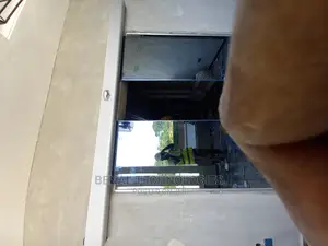 Very Quality Entrance Automatic Sensor Door in Akinyele