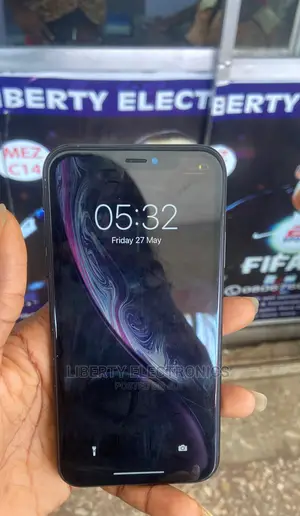 Apple iPhone XR 64 GB Black