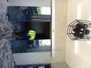Quality Entrance Automatic Sensor Door in Nsukka