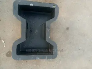 Genuine Plastic Interlock Mould,