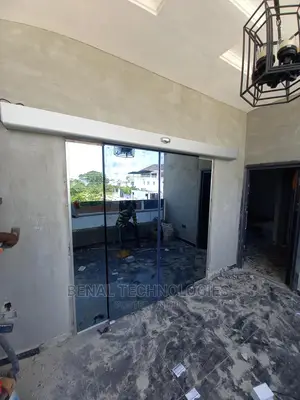 Very Effective Automatic Entrance Sensor Door in Benin City