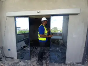 Effective Automatic Entrance Sensor Door in Egor