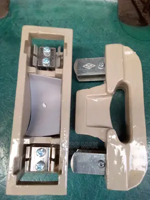 200amps Cut Out Fuse Base ( H.L.P )