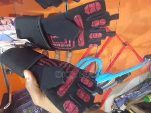 Weight Lifting Gloves Red And Black