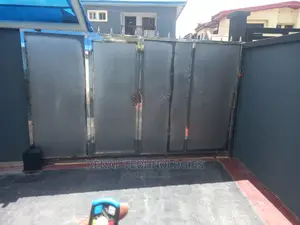 Very Durable Automatic Remote Gate Machine in Lekki