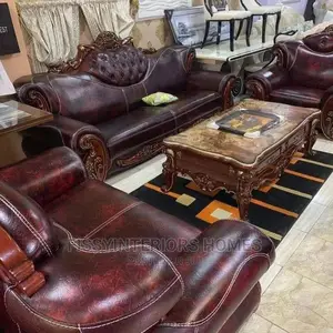 Royal Sofa by Fissyinterior
