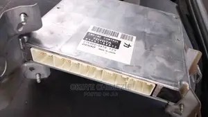 Toyota Highlander Brain Box 08/010 Model