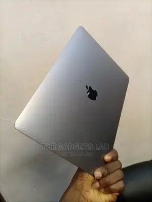 Macbook Pro 2016-2017 Screen