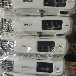 Powerful Epson Projector With HDMI in Osun