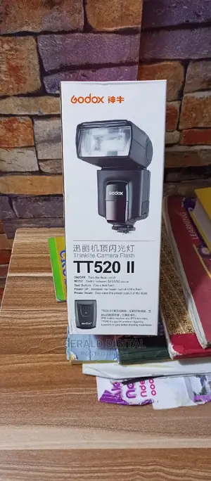 This Is Camera Flashfodoxtt520ll