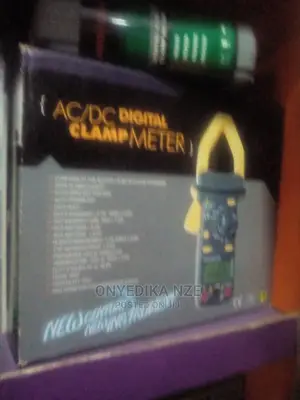 Ac/Dc Digital Clamp Meter