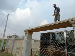 Very Standard Automatic Remote Gate Machine in GRA Benin