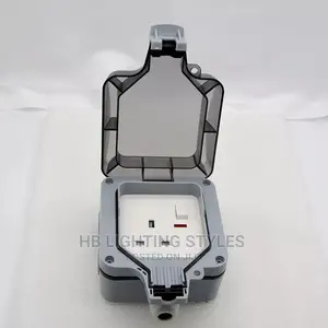 Outdoor Waterproof Socket Wall Plug UK Standard