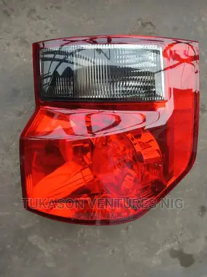 Honda Element 2007 Rear Light.
