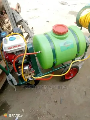 Agricultural Chemical Spray Machine