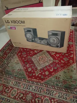 LG Xboom Multi Color Lightning 2350 Watts