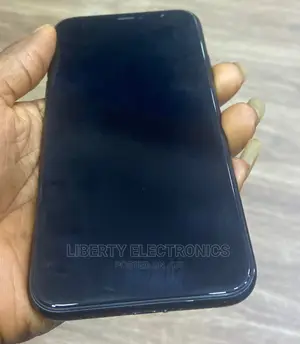Apple iPhone XR 64 GB Black