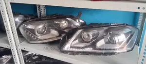 Set Of Head Light Passat Tsi  2013