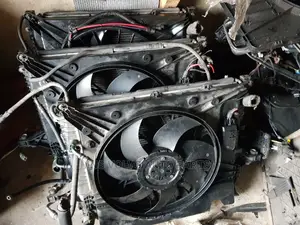 Volvo Xc90 3.2,V8,2.5t, Radiator Only