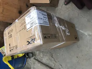 APC SMART SMT2200RMI2U, 2.2kva ,2200kva Digital Rack Mount