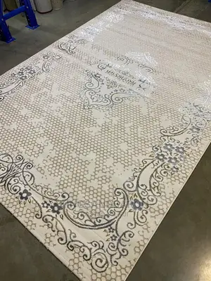 5x7fts Beige With Touch of Cream (7x10) Quality Center Rug