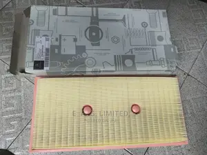 Engine Air Filter - Mercedes-Benz (276 094 00 04)