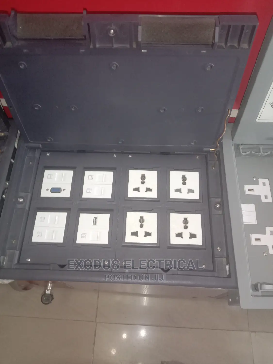 Data Floor Socket