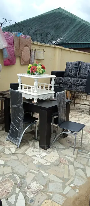 Dining Table at Affordable Price