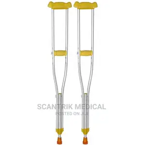 Comfortable and Convenient Under Arm Crutches