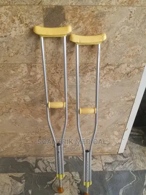 Anti Impact Hospital Under Arm Crutches