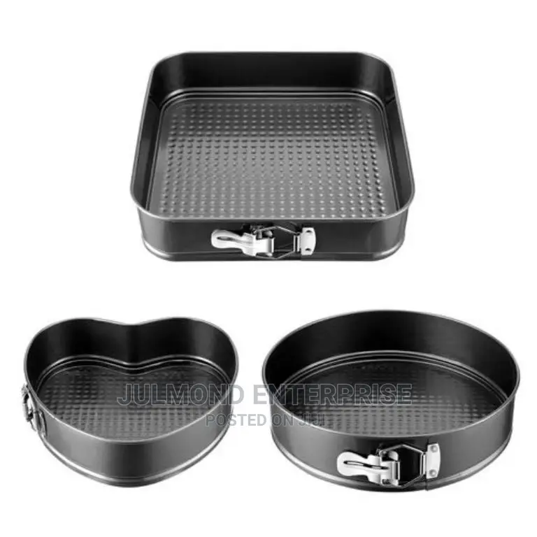 3pc Cake Mold Bakeware Set