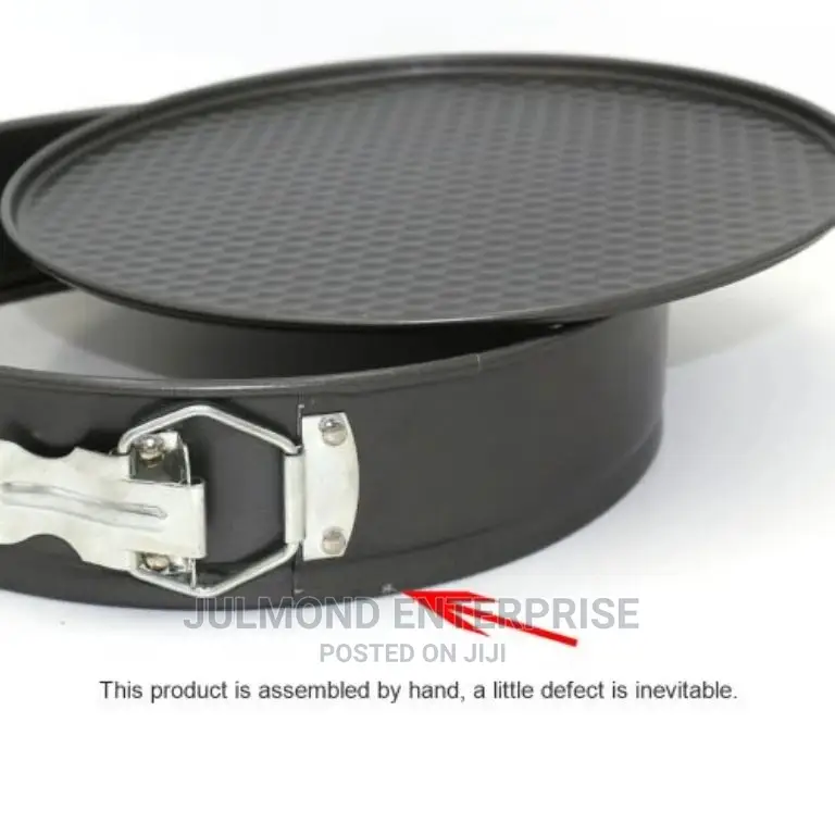 3pc Cake Mold Bakeware Set