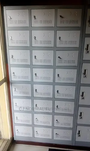 Cabinets / Metal Fabrications