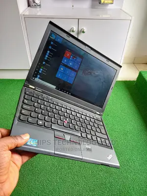 Laptop Lenovo ThinkPad X220 4GB Intel Core I5 HDD 500GB