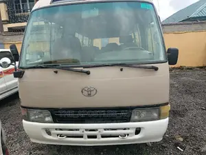 Toyota Coaster 2010 Gold