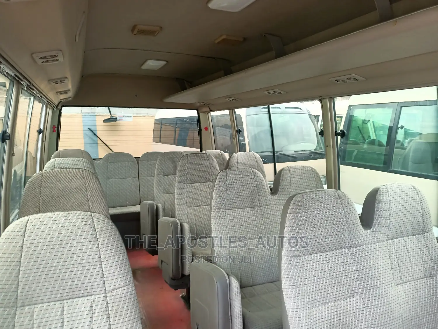 Toyota Coaster 2009 Gold