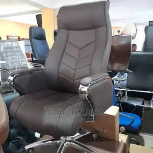 Unique Executive Swivel Chair