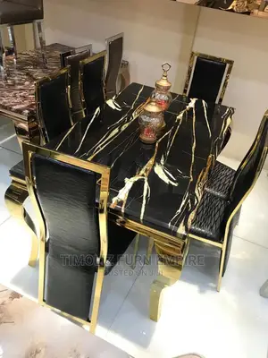 Marble Dinning Table/6sitters Pure Marble Dinning Table.