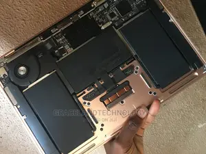 Follow Come Macbook Air 2020 Speaker